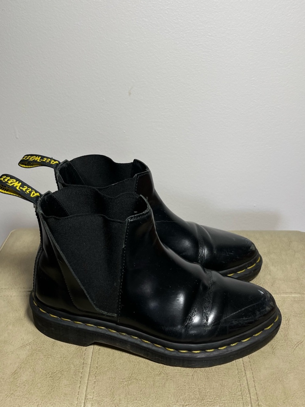Dr Martens Bianca Pointed Toe 
Size 5
